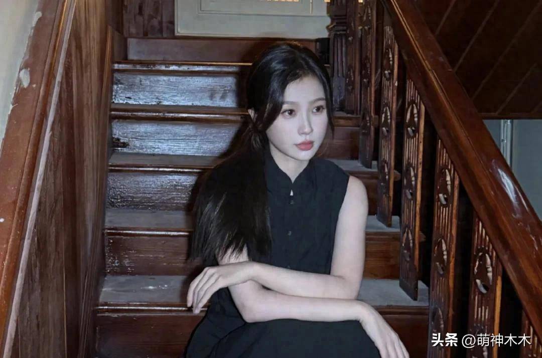 钱偷看事业占卜被发现火速摘灯牌隐身开元棋牌app虞书欣近况曝光！充(图3)